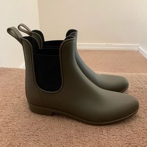 Chelsea rain boot